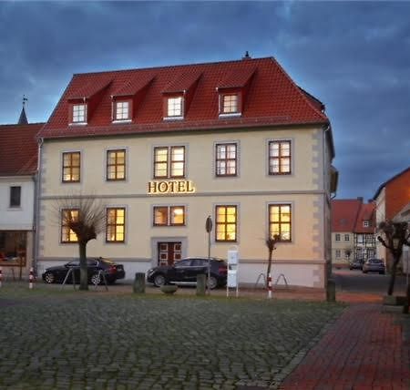 Hotel Am Markt Oebisfelde Dış mekan fotoğraf